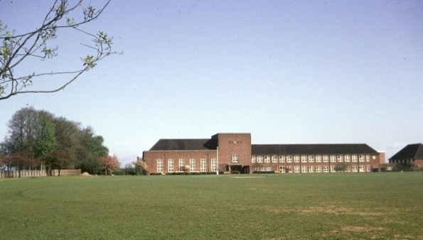Queen Mary's Grammar School